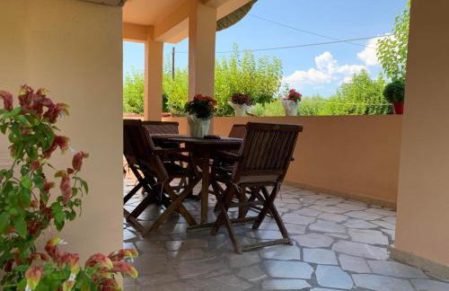 The Lake House'' -Trichonida Lake - Foto 5