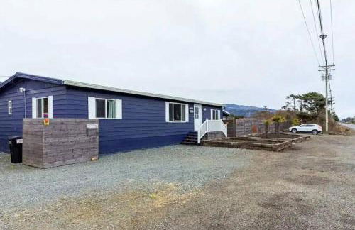 Tiki Escape w/ Amazing Mountain and Marsh Backdrop - Foto 43