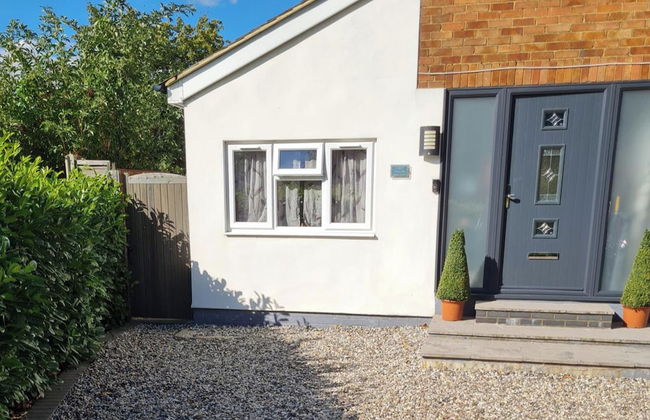 1 Bedroom Annex - 2 Mins From Train Station - Foto 13