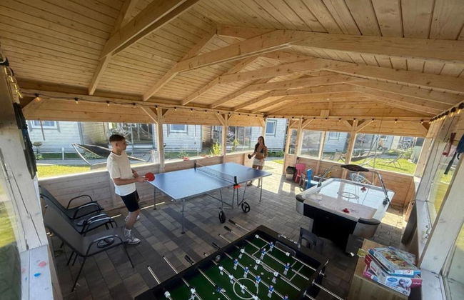 Holiday Homes With Pool, Sauna and Jacuzzi - Photo 11