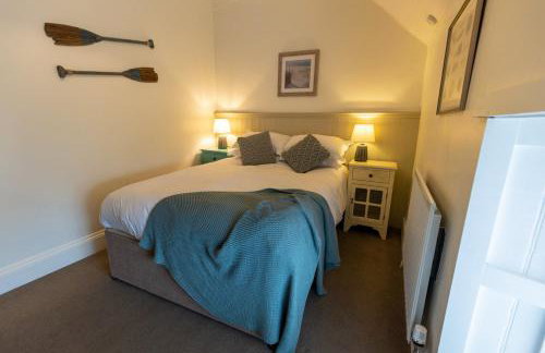 Church Cottage by Coast & Country Stays - Foto 31