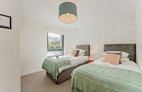 Residence 11 by Together Travel - Luxury 2-Bed Ground Floor Apartment - Photo 11