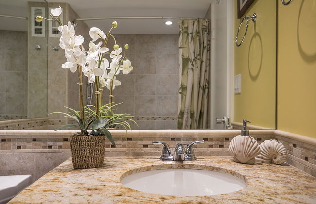 Tropical Studios at Marine Surf Waikiki - Photo 41