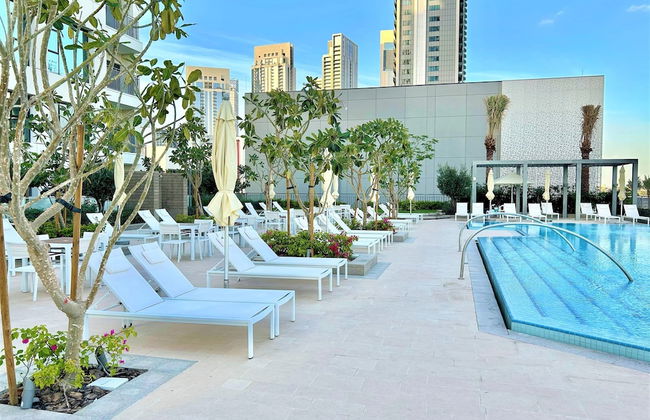 New! Luxurious Stay Dubai Creek Balcony & View - Photo 27