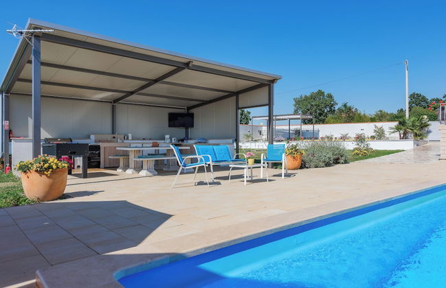 Family home with hydromassage pool & fun activities - Foto 16