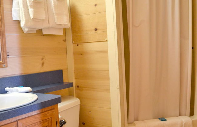 Worlds of Fun Village - Foto 28