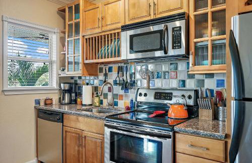 Wine-Dine-Sunshine Cozy Flat in The Heart of DTSP - Foto 12