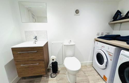 NEW Central Ryde Retreat, Melville Duplex, short walk to Beach Sleeps 6 - Foto 9