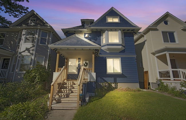 Pet Friendly 5BR Home near Downtown Detroit by RedAwning - Photo 34