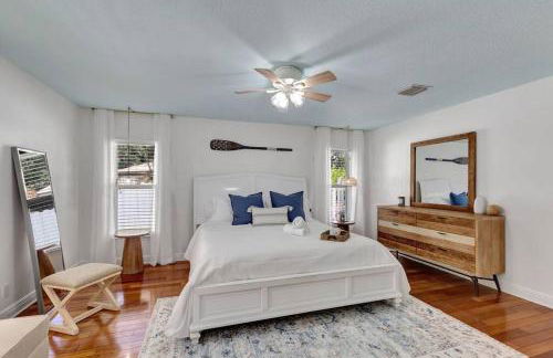 Hottub! Mini Golf! Water Access! Pets! 5min beach! - Foto 51