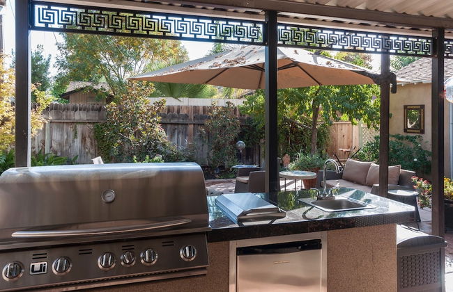 Large Groups Sequoia Park, CA Coast Wineries, Skiing. Enjoy Fire Pit, Hot Tub, Outdoor Kitchen - Foto 51