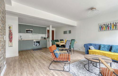 Branded New 4 Bdrs Flat - Huge Terrace - Prime Loc - Foto 25