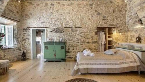 Azura, traditional residence in Ano Syros - Foto 5, wardrobe