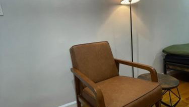 Union Square Studio with Kitchen -Shared Bathroom - Foto 2