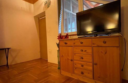 Kuća za odmor ALFIS - Jezera - Photo 27