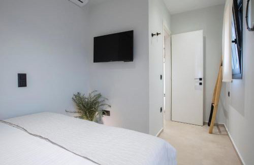 ELFAM CITY SUITES - Photo 68