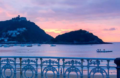 San Sebastián VERY NICE apartment 100m from La Kontxa Beach - Foto 3