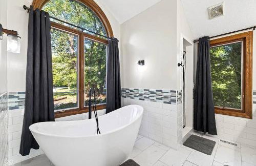 Lakefront Group Stay, Sleeps 19, Indoor Pool, Hot Tub, Arcades - Foto 18