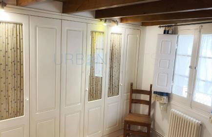 Vivienda turistica con encanto centrico, wifi y patio - Foto 2