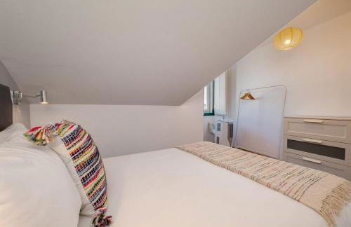 Contemporary Apartment Chiado - Photo 13