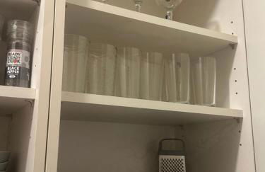 Double bed Quinton ,Studio Fast WiFi,Netflix, No deposit Required - Foto 20