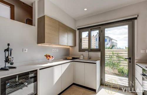 A1 - Luxury house with pool by goutos properties - Foto 29