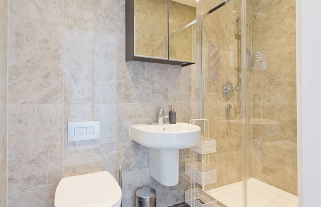 Henrietta Suites City Centre - Photo 69