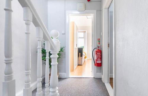 Swansea Beach Townhouse - 350 yard from the beach! - Foto 10