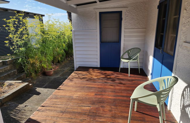 Bay Vista Cottage by the BnB Collection - Photo 8