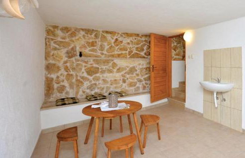 Beautiful Home In Zagvozd With Sauna - Foto 17