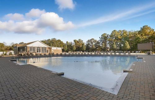 Modern Comfort and Resort Style Living Near CU - Foto 36