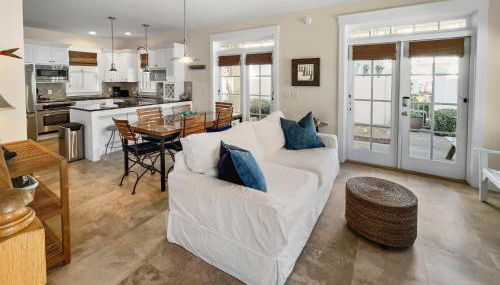 Mare e Sole l Steps to the Beach l South of 30A l Beachfront Pool l 2 Bikes included - Foto 4