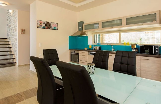 Blue Mare Villa in Rethimno Crete - Photo 8