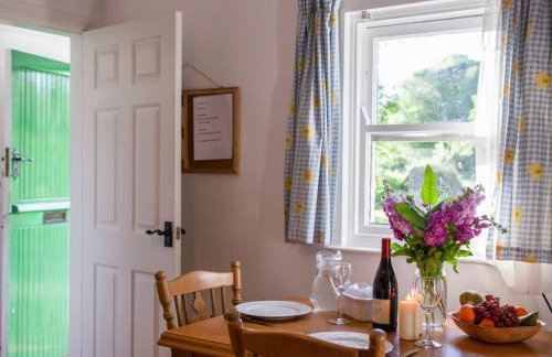 Mr McGregors' Cottage - Photo 8