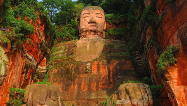 Le Bouddha géant vu d'en bas