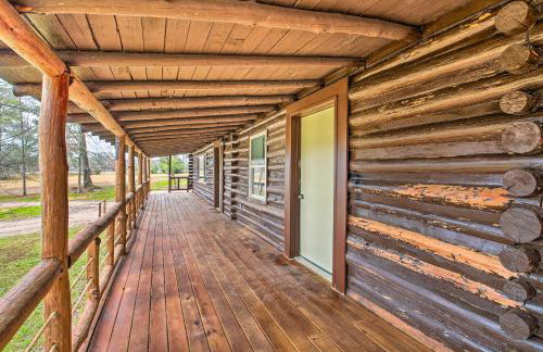 11 Mi to Lake Ouachita Family Cabin with Yard - Foto 23