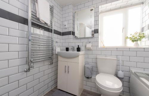 Stylish Luxe Apartment in Crayford - Foto 31