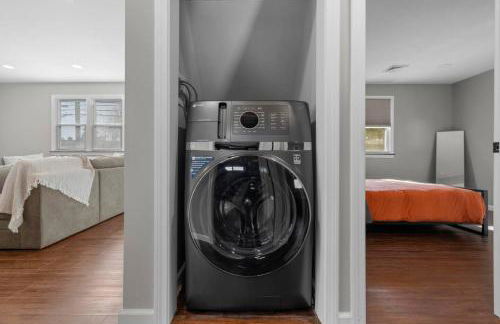 22- 4 Br 2 Ba House - Central CT - Foto 3