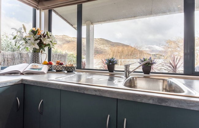 Lake Edge Family Cottage Panoramic View - Foto 14