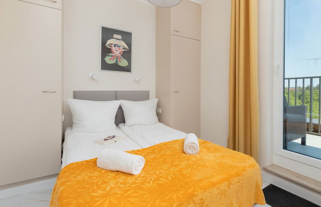 Sunny Seaside Apartment by Renters - Foto 5