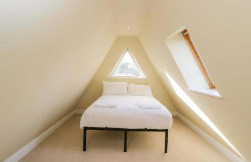 Lady Of Lourdes - Foto 47