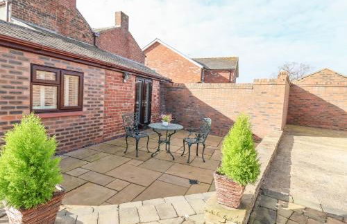 4 Green Farm Cottage - Photo 25