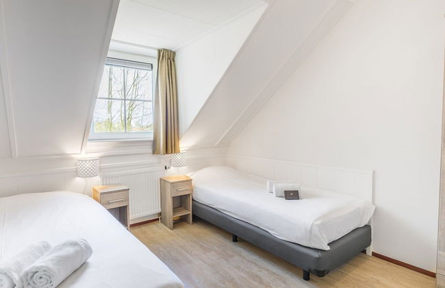 Villa in Weerterbergen With Private Sauna - Photo 2