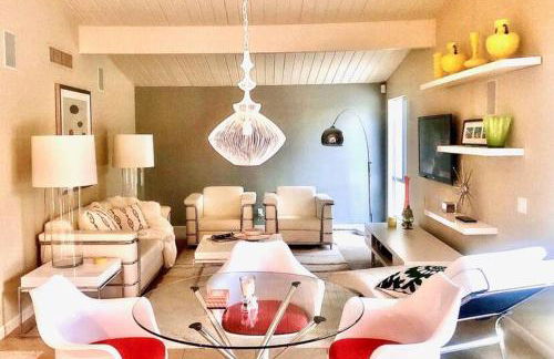 Mid-Century Krisel House with Salt Water Pool and Firepit - Foto 54