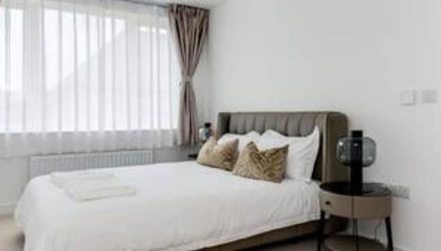 Tranquil 4-bed Oasis Modern Chic - Foto 2, Habitación