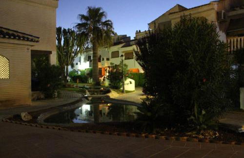 Bonita casa en urbanización privada muy cerca del mar y de Alicante - Foto 32