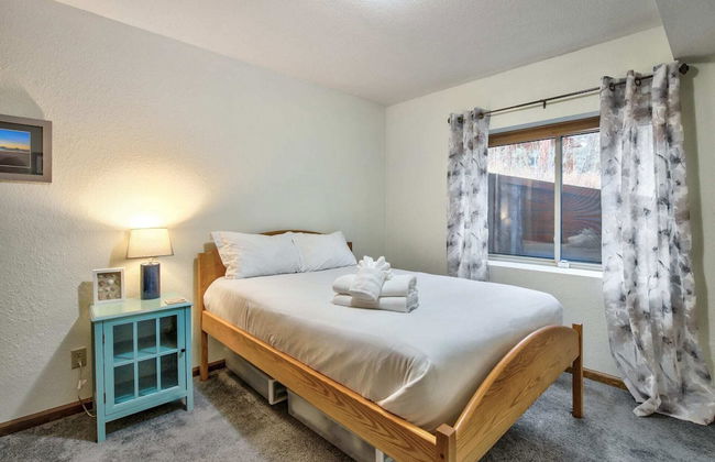 5BD Mountain Getawayhot Tub & Foosball - Foto 3