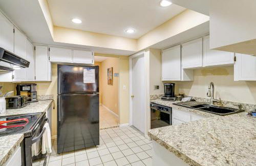 1 Mi to Dtwn Stuart Bright Home with Pool and Spa! - Photo 10