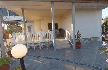 Villa Artzie. Έξοχικο με τεράστιο εξωτερικό χώρο. - Foto 5