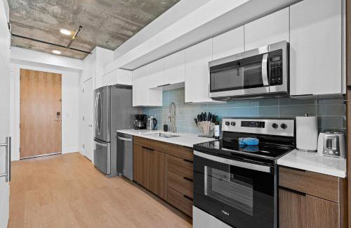 Best views! Lux 9th fl Gym Pking Pool Htub King BD - Foto 2